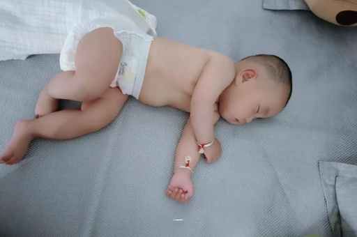 衡东宝宝积食发烧怎么处理